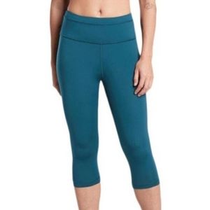 Athleta Accelerate Crop Legging
